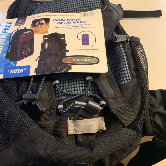 Hydration backpack - Picture 2 of 7